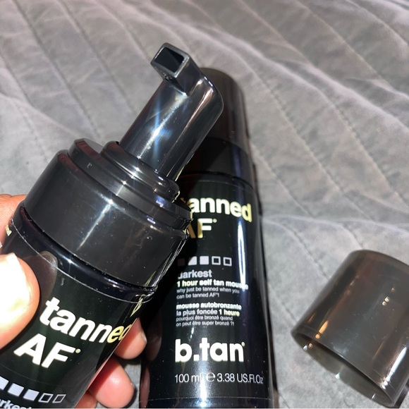 b.tan tanned AF darkest self tan mousse - Picture 4 of 4